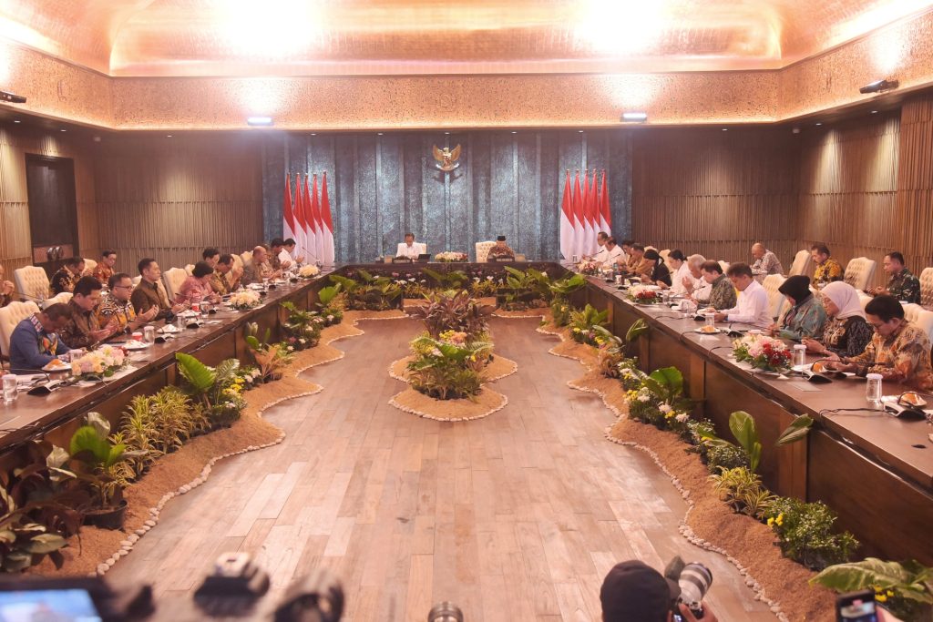 Jokowi Lakukan Sidang Kabinet Pertama di IKN Nusantara